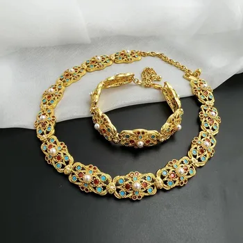 Винтажный французский винтажный набор браслетов для тяжелой промышленности в дворцовом стиле с жемчужным полым изысканным ожерельем
